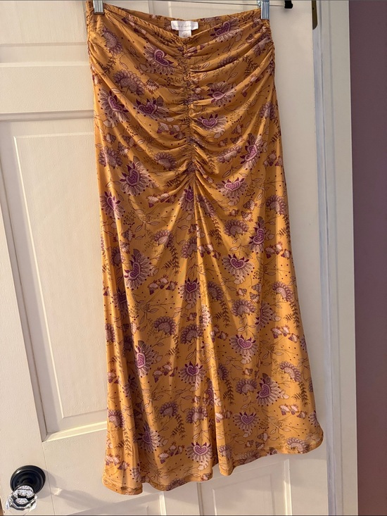 House of Harlow 1960 Dresses & Skirts - House of Harlow 1960 Mustard Floral Ruched Maxi Skirt